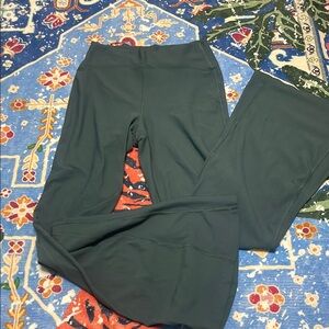 Old Navy Dark Green Flare Leggings